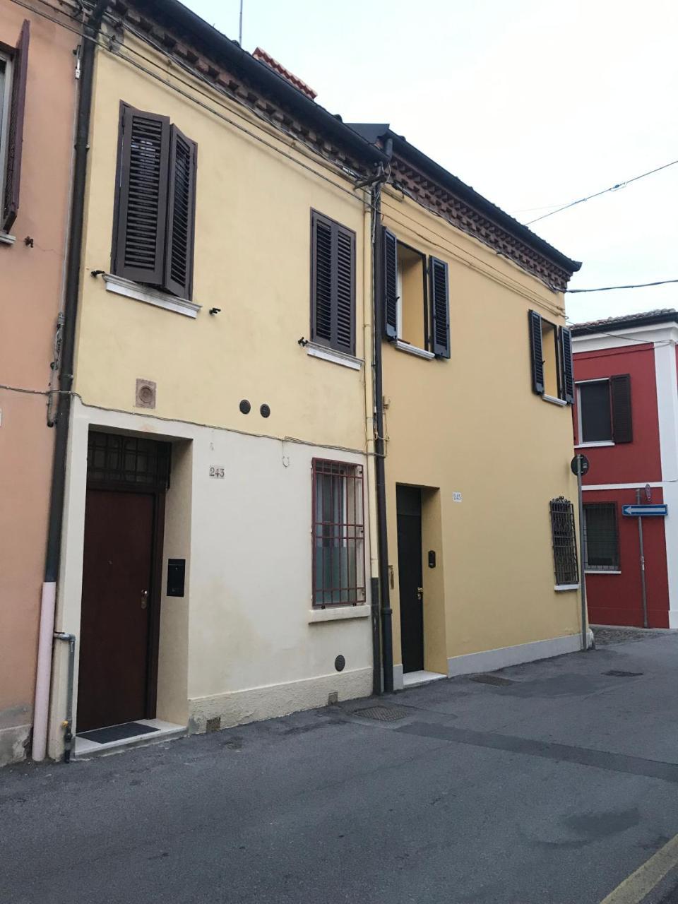 Appartamenti Del Duca Ferrara Luaran gambar