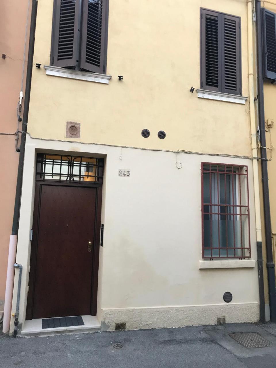 Appartamenti Del Duca Ferrara Luaran gambar